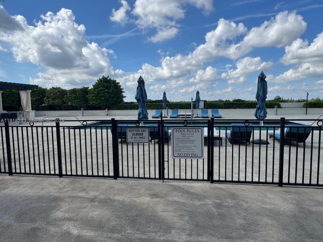 1300 Ponce De Leon Blvd 510, Coral Gables, FL 33134