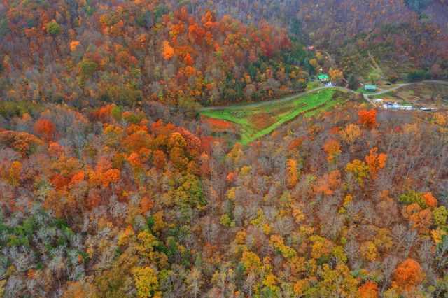 1650 Indian Creek Road, Thorn Hill, TN 37881