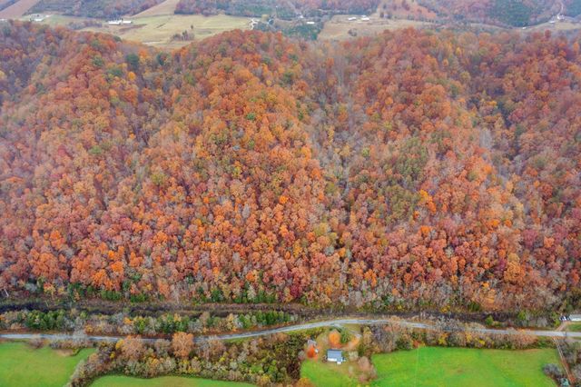 1650 Indian Creek Road, Thorn Hill, TN 37881