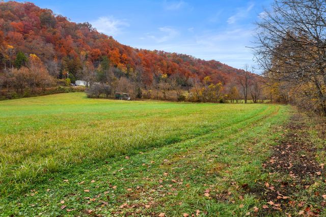 1650 Indian Creek Road, Thorn Hill, TN 37881