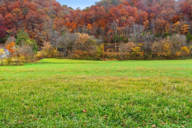 1650 Indian Creek Road, Thorn Hill, TN 37881