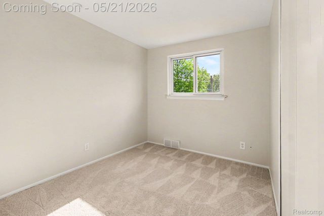 229 N Hanlon Street, Westland, MI 48185