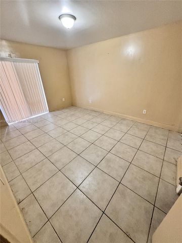 28150 SW 142nd Ct, Homestead, FL 33033