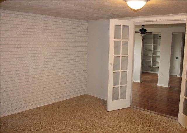 722 Santa Anita Dr, Kingsville, TX 78363