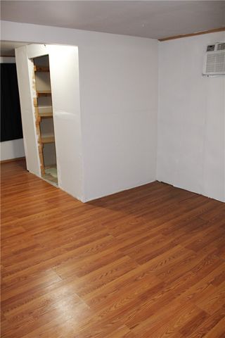 722 Santa Anita Dr, Kingsville, TX 78363