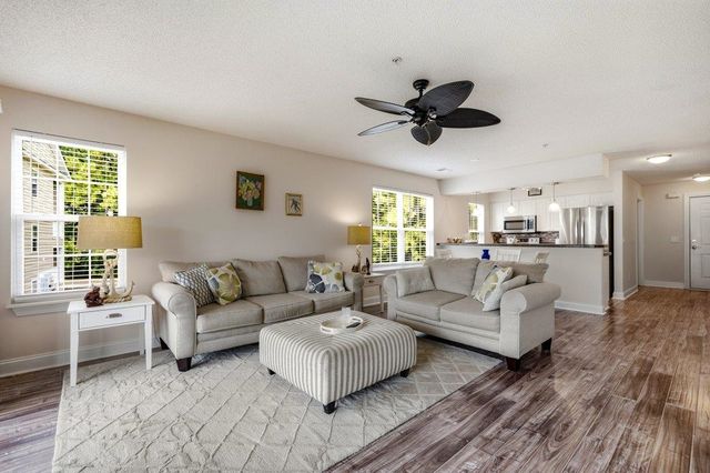 627 Woodmoor Dr Unit 203, Murrells Inlet, SC 29576