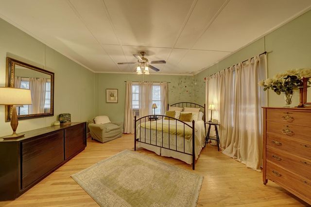 702 N 2nd St, Alpine, TX 79830