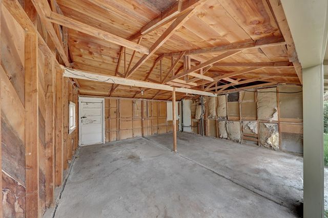 702 N 2nd St, Alpine, TX 79830