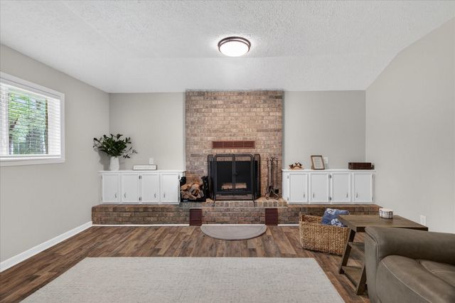 1284 Beverly Drive, Shepherd, TX 77371