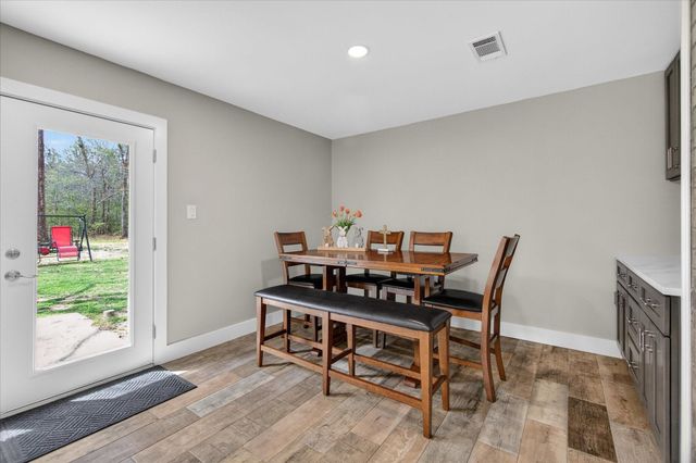 1284 Beverly Drive, Shepherd, TX 77371