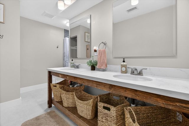 1284 Beverly Drive, Shepherd, TX 77371