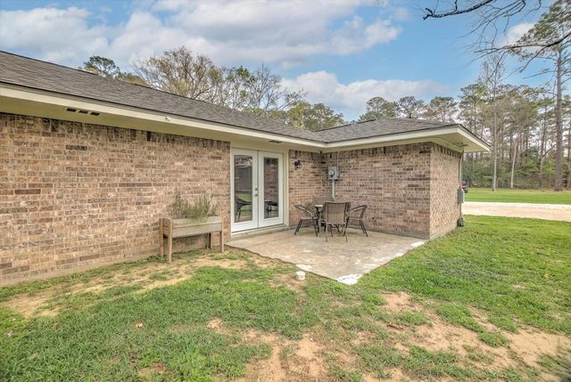 1284 Beverly Drive, Shepherd, TX 77371