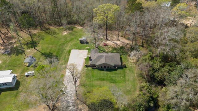 1284 Beverly Drive, Shepherd, TX 77371