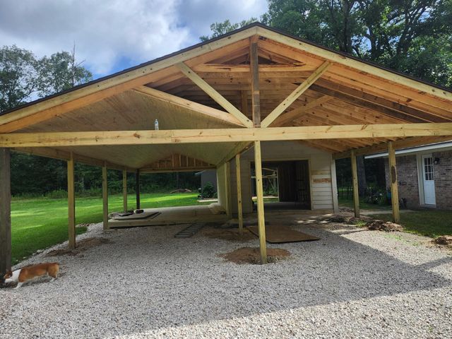 1284 Beverly Drive, Shepherd, TX 77371