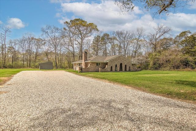 1284 Beverly Drive, Shepherd, TX 77371