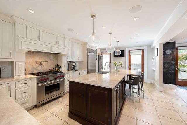 340 Marlborough St, Boston, MA 02115