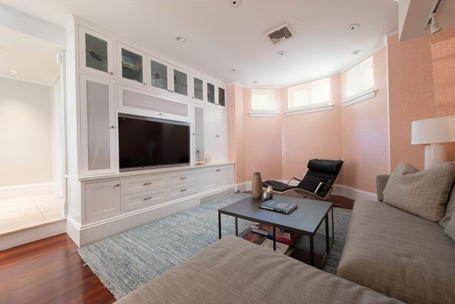 340 Marlborough St, Boston, MA 02115