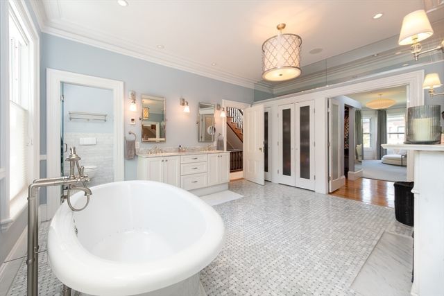 340 Marlborough St, Boston, MA 02115