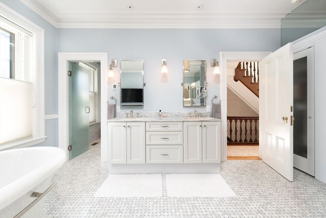 340 Marlborough St, Boston, MA 02115