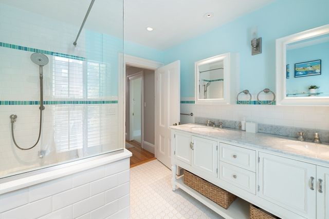 340 Marlborough St, Boston, MA 02115