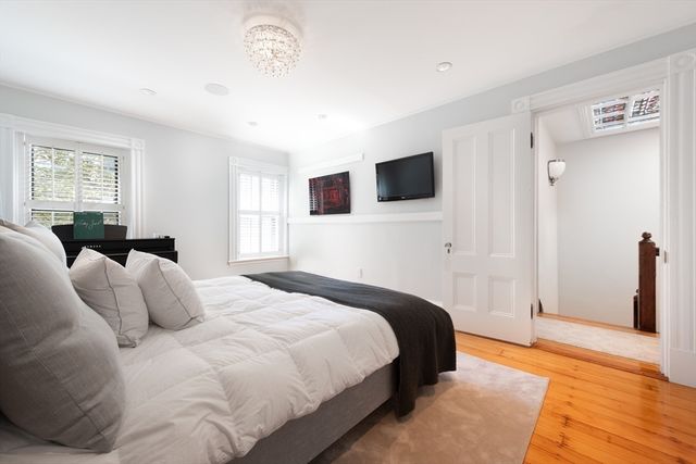 340 Marlborough St, Boston, MA 02115