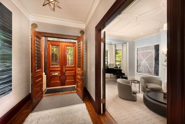 340 Marlborough St, Boston, MA 02115