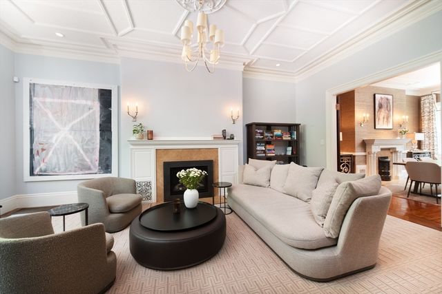 340 Marlborough St, Boston, MA 02115