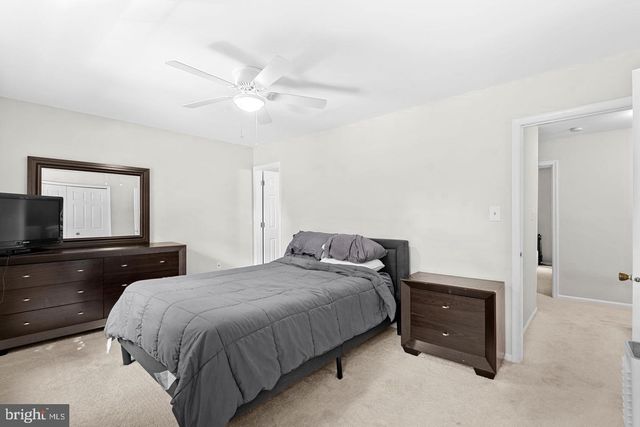 8942 ASTONGALE CT, Springfield, VA 22152