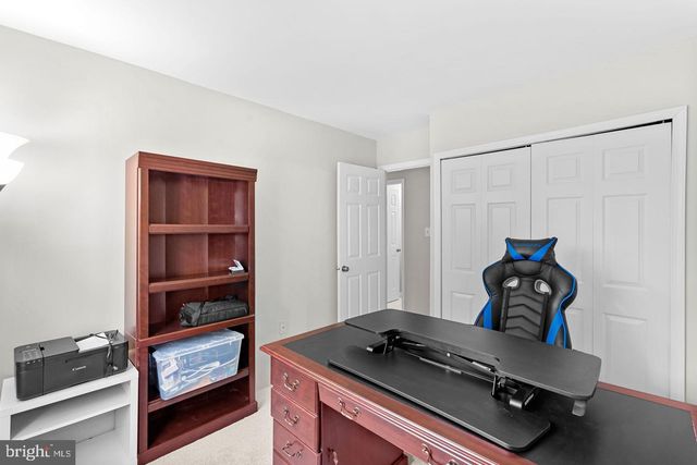 8942 ASTONGALE CT, Springfield, VA 22152
