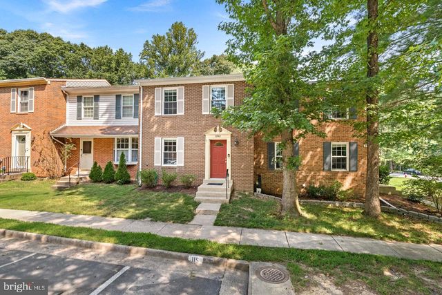 8942 ASTONGALE CT, Springfield, VA 22152