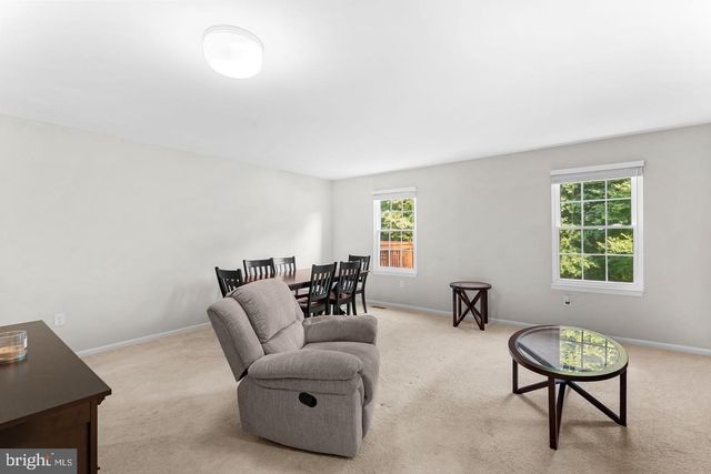 8942 ASTONGALE CT, Springfield, VA 22152