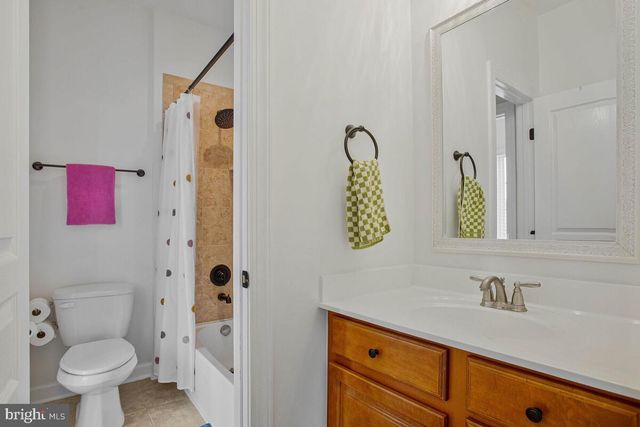 4240 SWEET LEAF LN, Edgewater, MD 21037