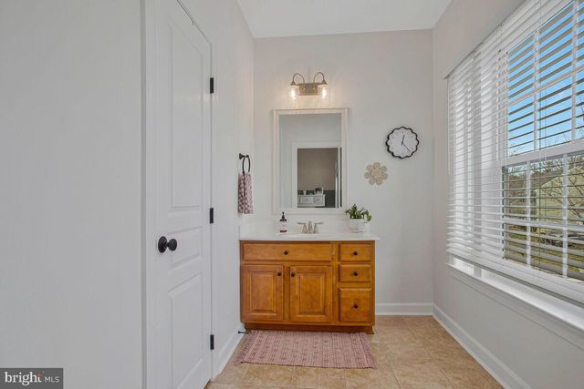 4240 SWEET LEAF LN, Edgewater, MD 21037