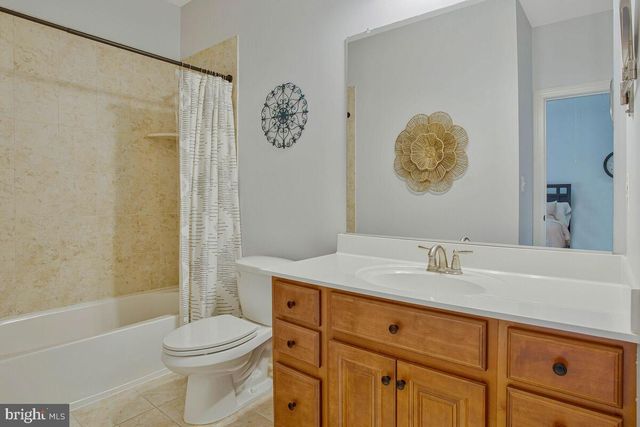 4240 SWEET LEAF LN, Edgewater, MD 21037