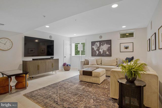 4240 SWEET LEAF LN, Edgewater, MD 21037