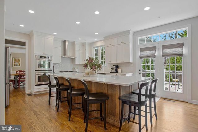 4240 SWEET LEAF LN, Edgewater, MD 21037