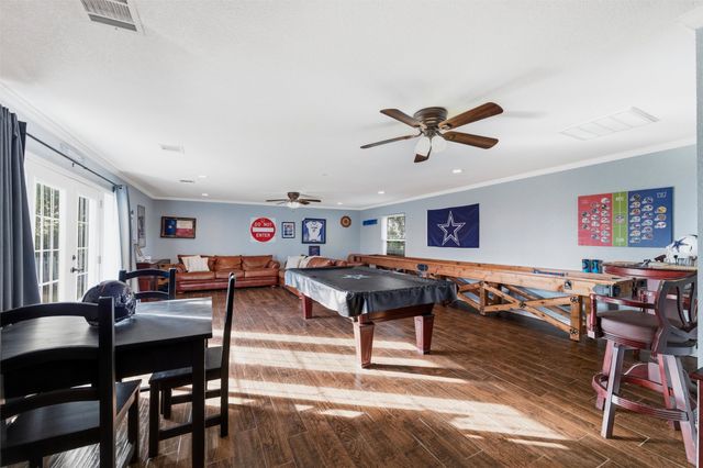 1017 S Nolan River Road, Cleburne, TX 76033