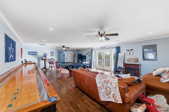 1017 S Nolan River Road, Cleburne, TX 76033