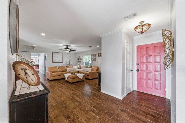 1017 S Nolan River Road, Cleburne, TX 76033