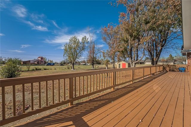 902 17th Street, Rogers, AR 72758