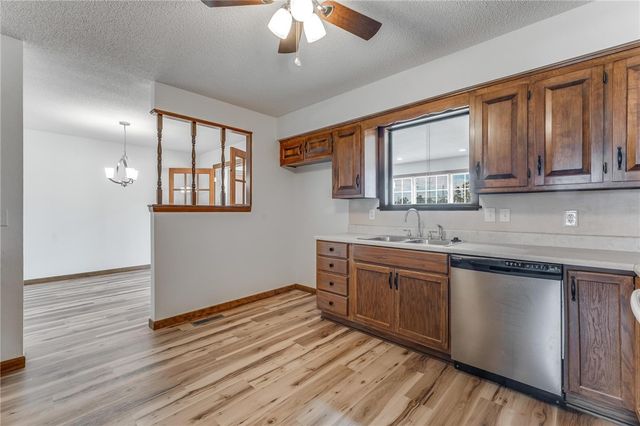 902 17th Street, Rogers, AR 72758