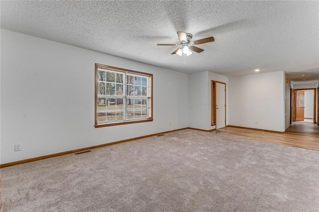 902 17th Street, Rogers, AR 72758