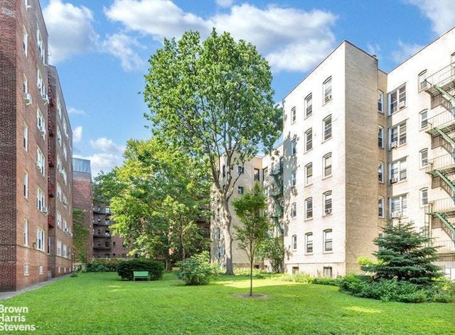 3528 80th St Apt 22, New York City, NY 11372