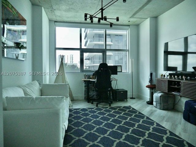 3301 NE 1st Ave H0915, Miami, FL 33137
