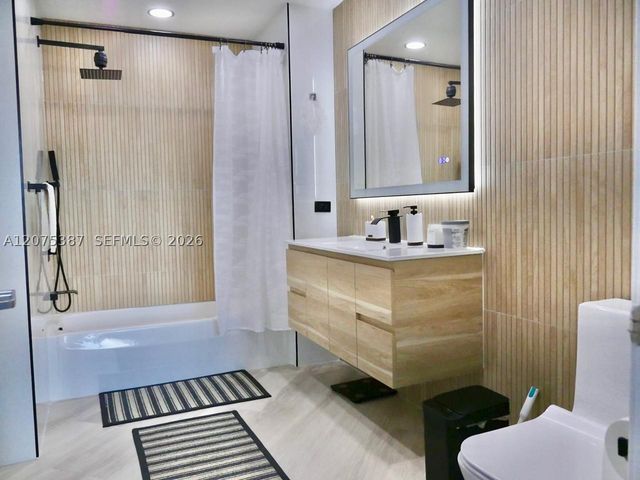 3301 NE 1st Ave H0915, Miami, FL 33137