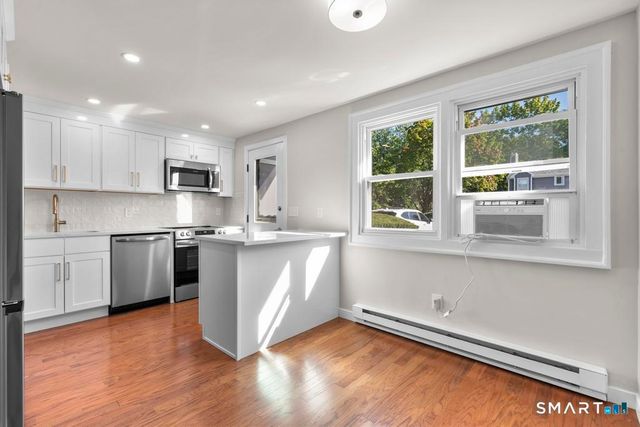 211 East Main Street C28, Branford, CT 06405