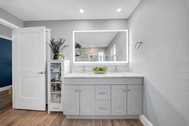 1625 NORTH DAKOTA AVENUE NE, St Petersburg, FL 33703