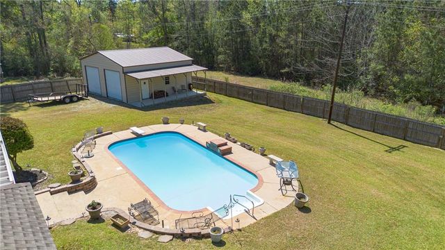 162 PINEWOOD Avenue, Pineville, LA 71360