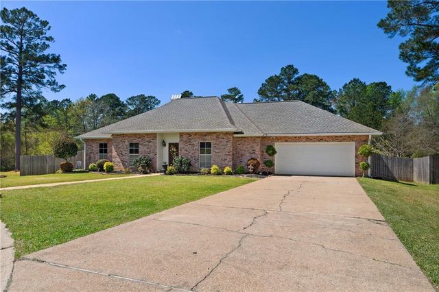 162 PINEWOOD Avenue, Pineville, LA 71360