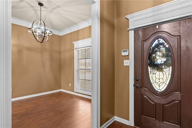 162 PINEWOOD Avenue, Pineville, LA 71360